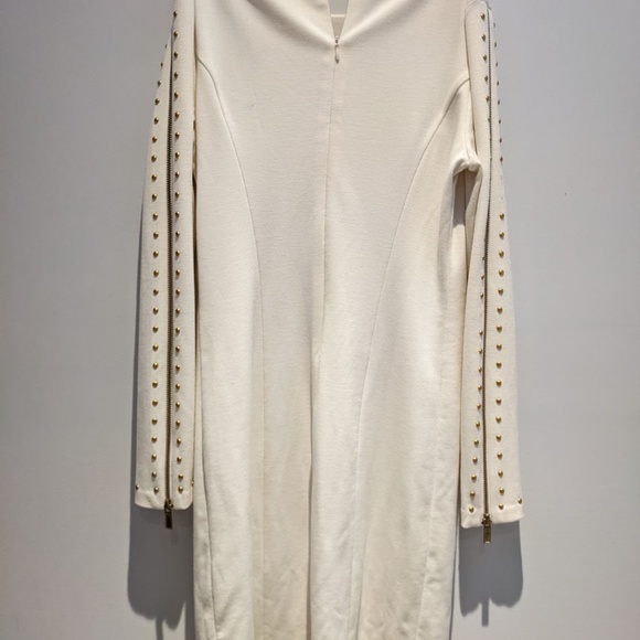 White dress - Picture 4 of 4